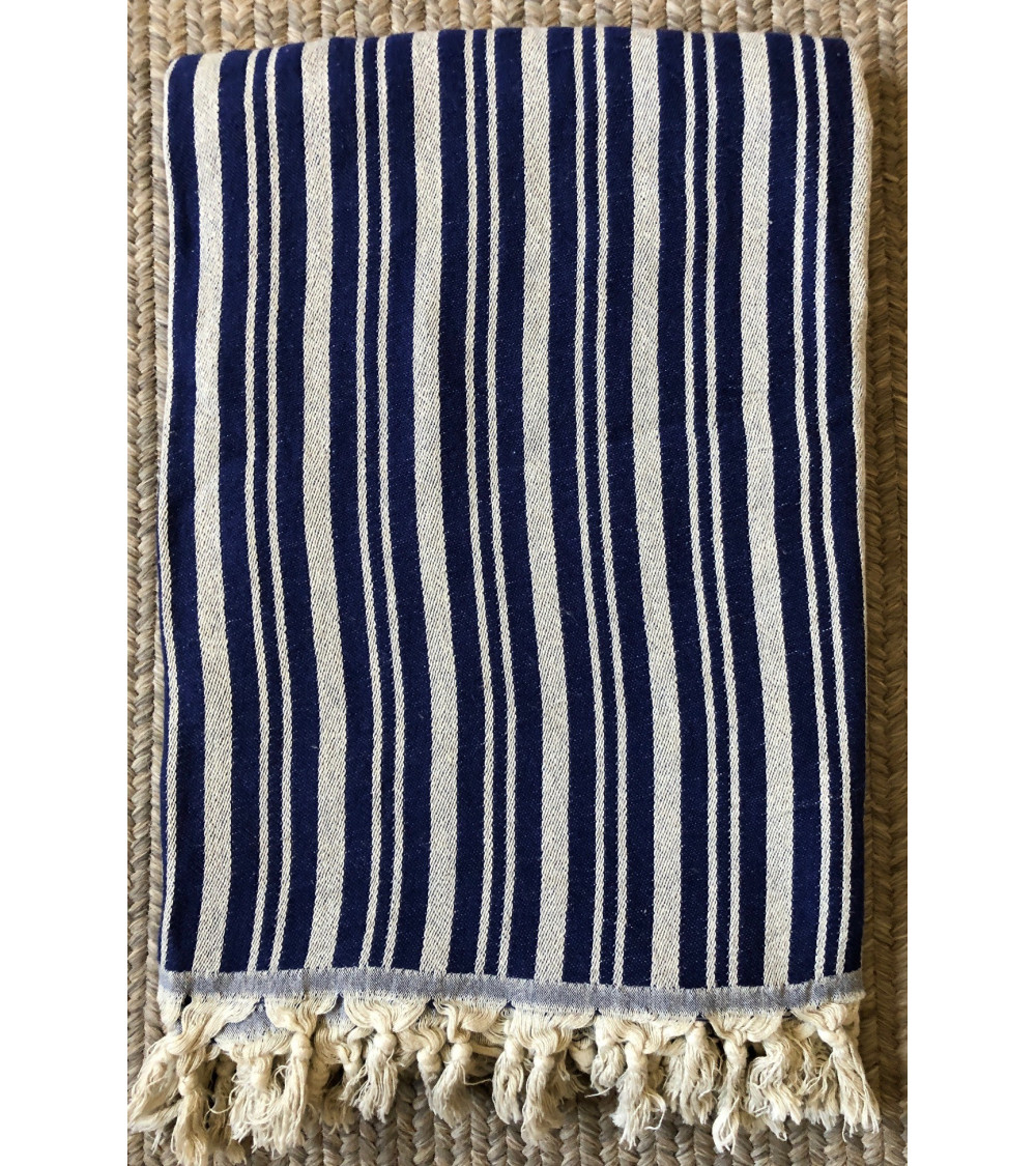 MANTA / THROW MARRON